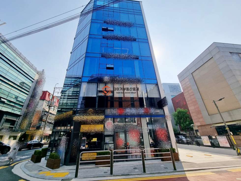 신사동 14평 사무실 | 월세 300만원 사진 10