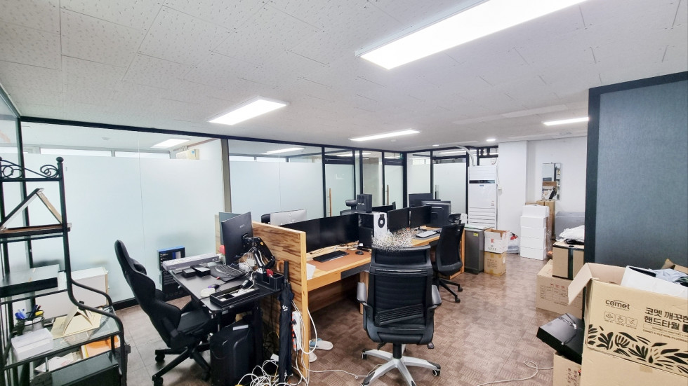 신사동 36평 사무실 | 월세 400만원 사진 14