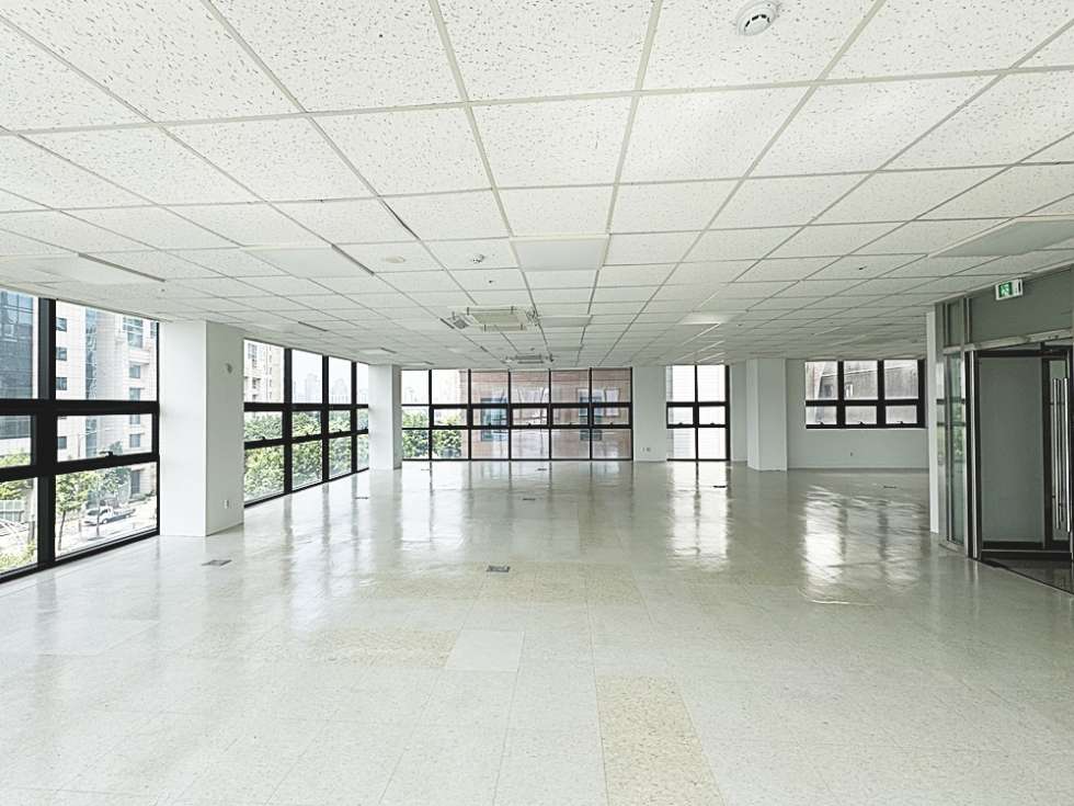 청담동 46평 사무실 | 월세 700만원