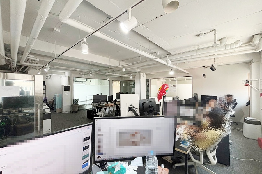 논현동 44평 사무실 | 월세 301만원 2