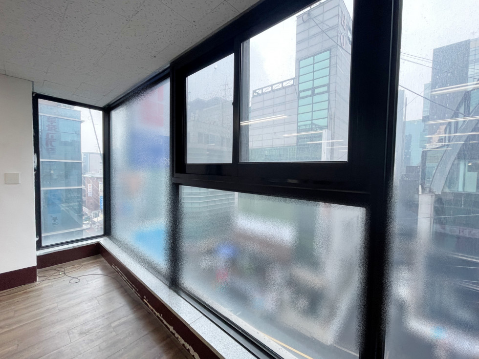 잠원동 35평 사무실 | 월세 350만원 5