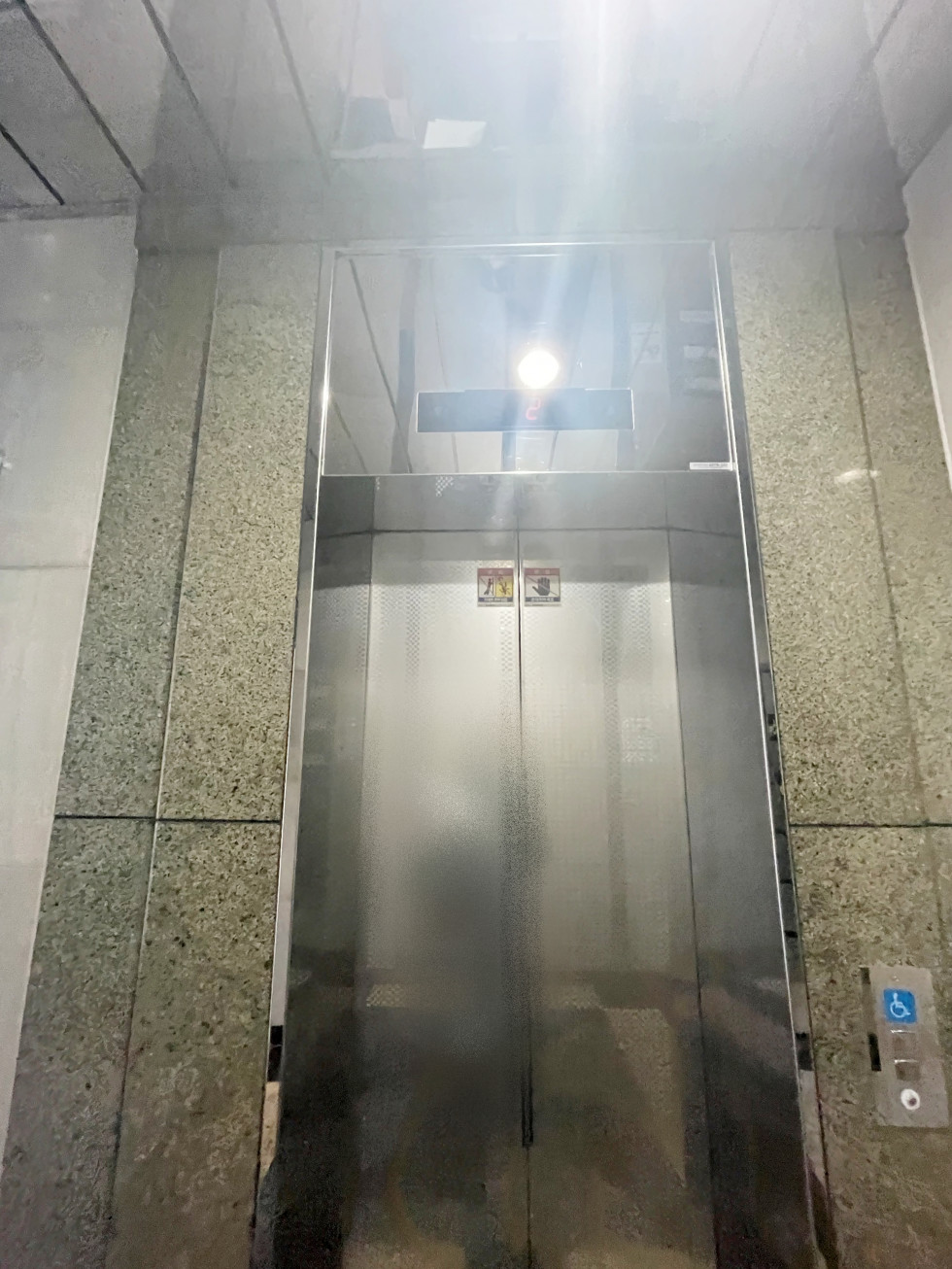 잠원동 35평 사무실 | 월세 350만원 10