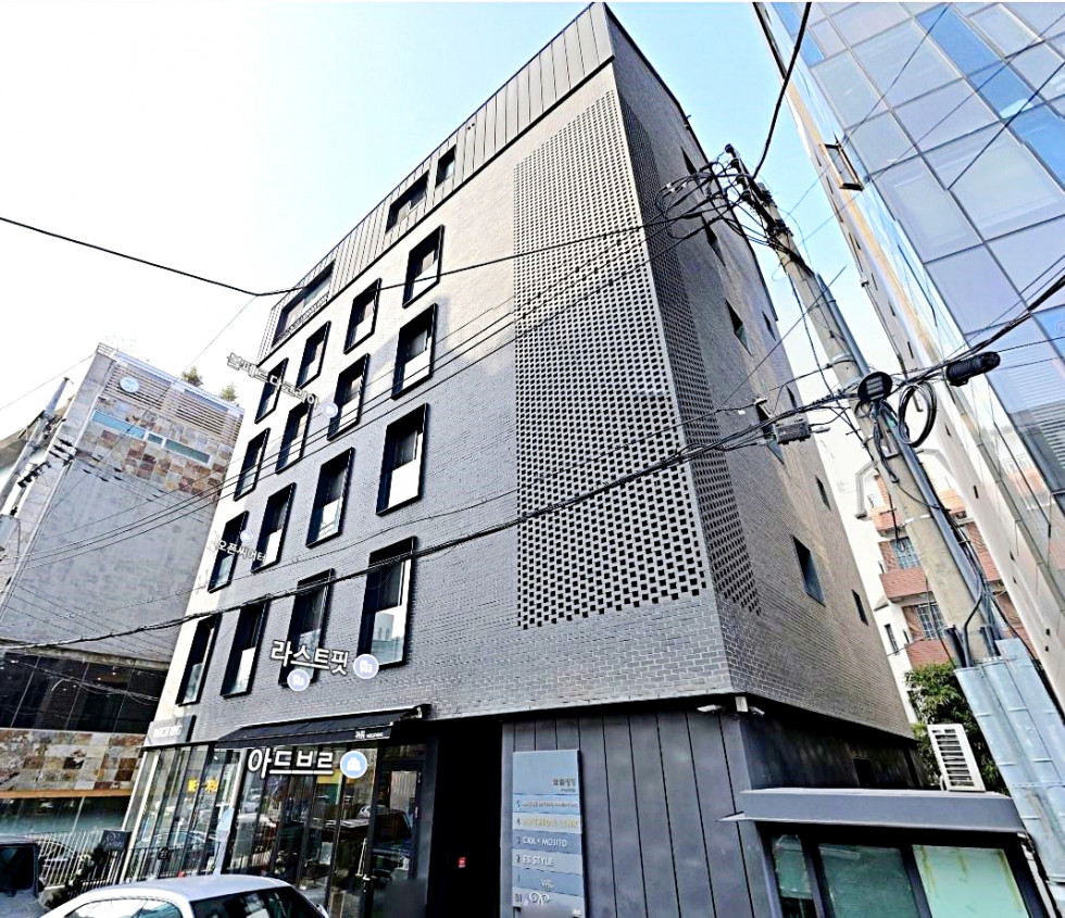 신사동 77평 사무실 | 월세 680만원