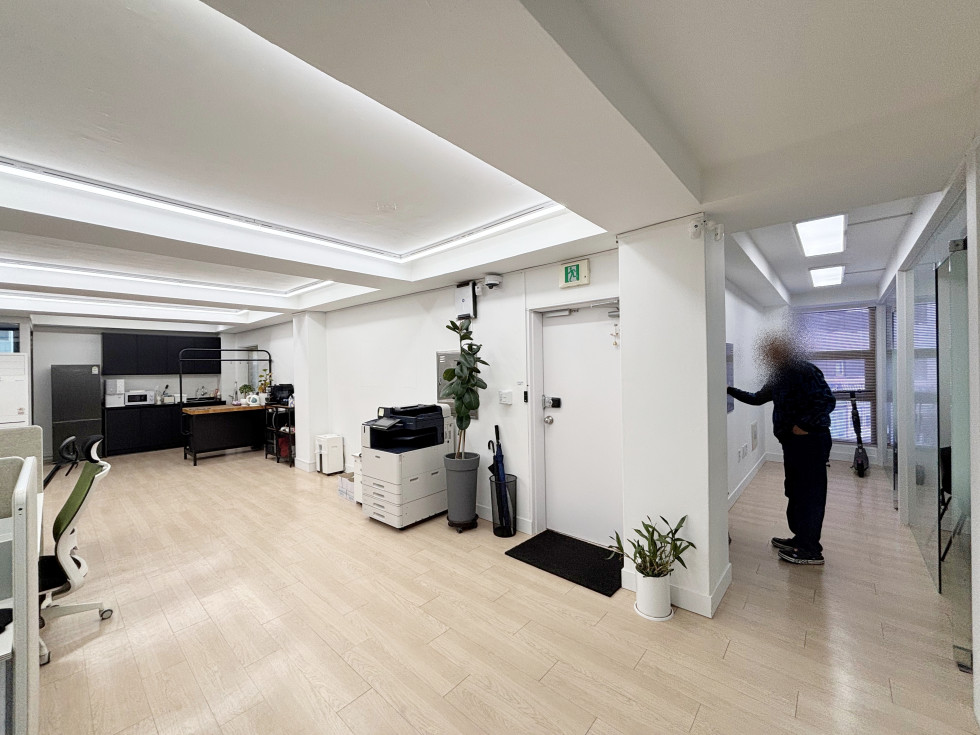 신사동 43평 사무실 | 월세 450만원 7