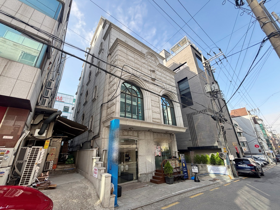신사동 16평 사무실 | 월세 230만원 10