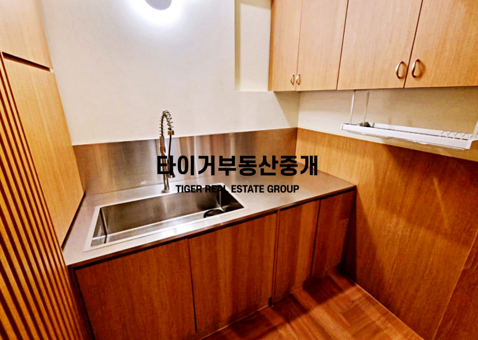 삼성동 사무실 | 월세 2,400만원 13