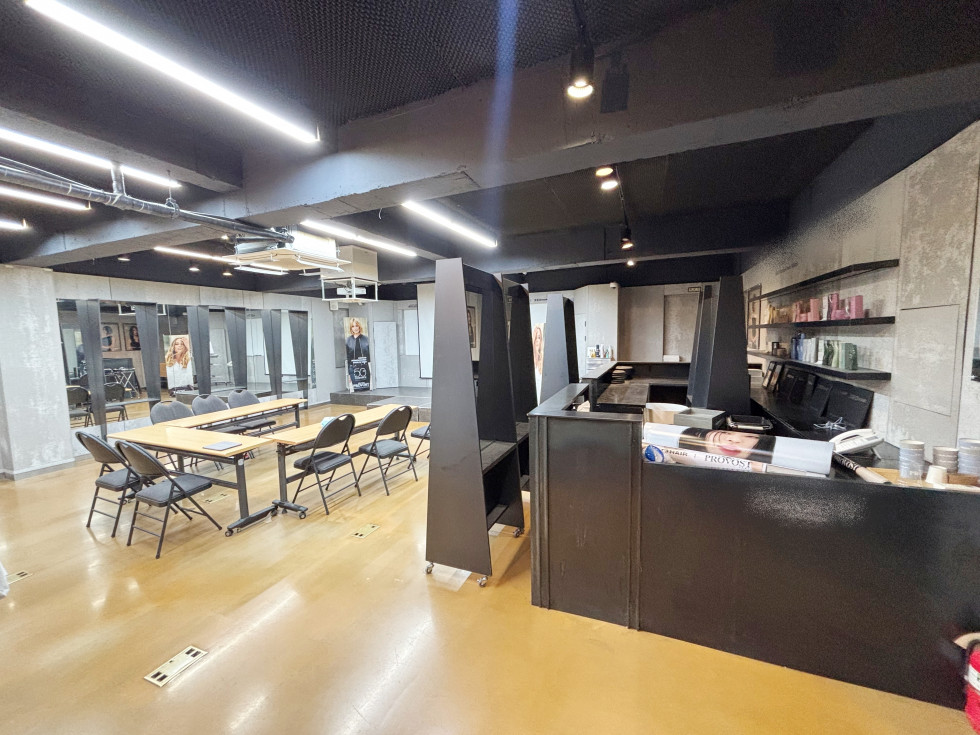 논현동 38평 사무실 | 월세 350만원 3