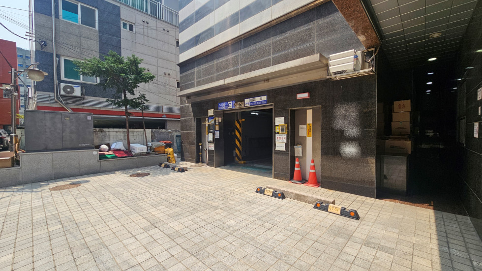 역삼동 54평 사무실 | 월세 355만원 12