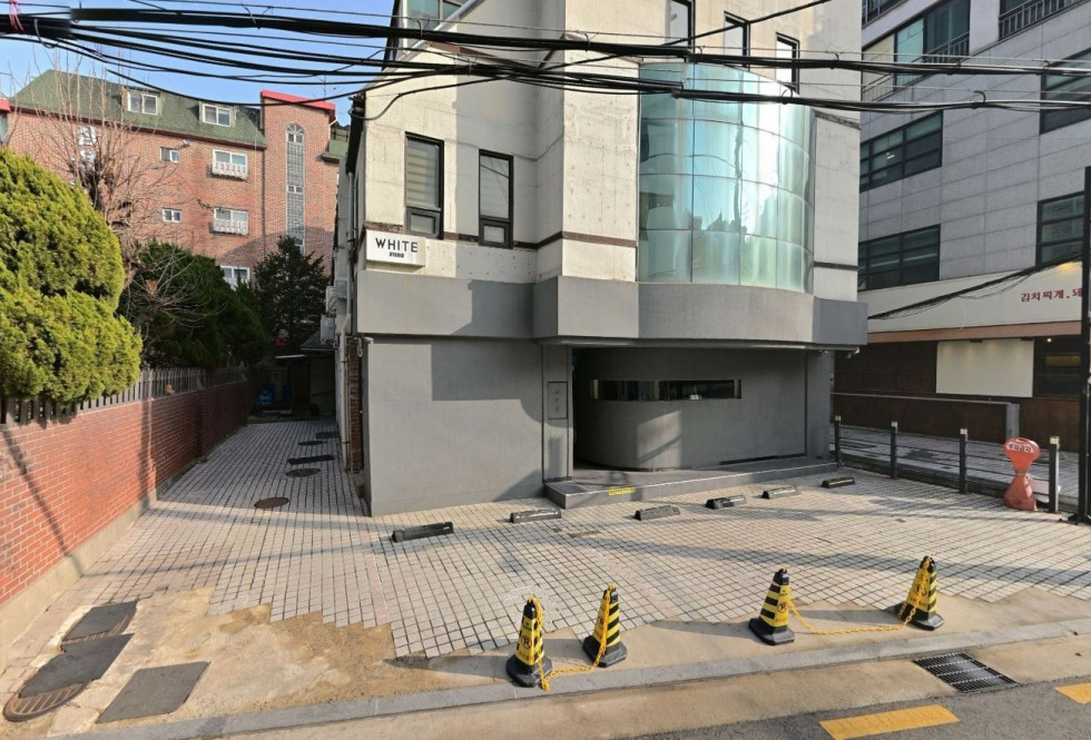 신사동 40평 사무실 | 월세 350만원 16
