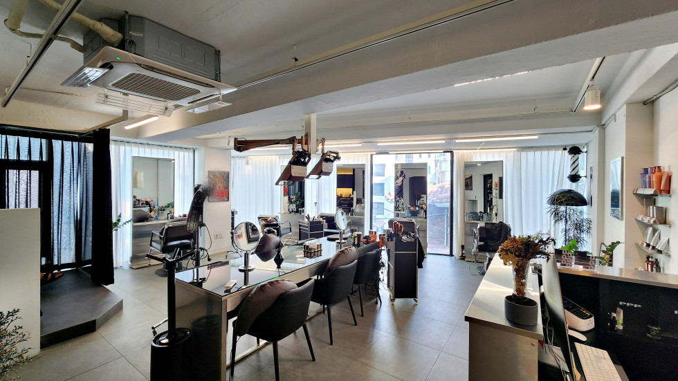 신사동 20평 사무실 | 월세 400만원 사진 2