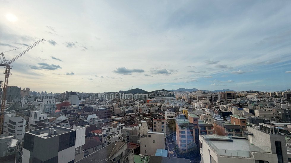 신사동 72평 사무실 | 월세 1,050만원 3