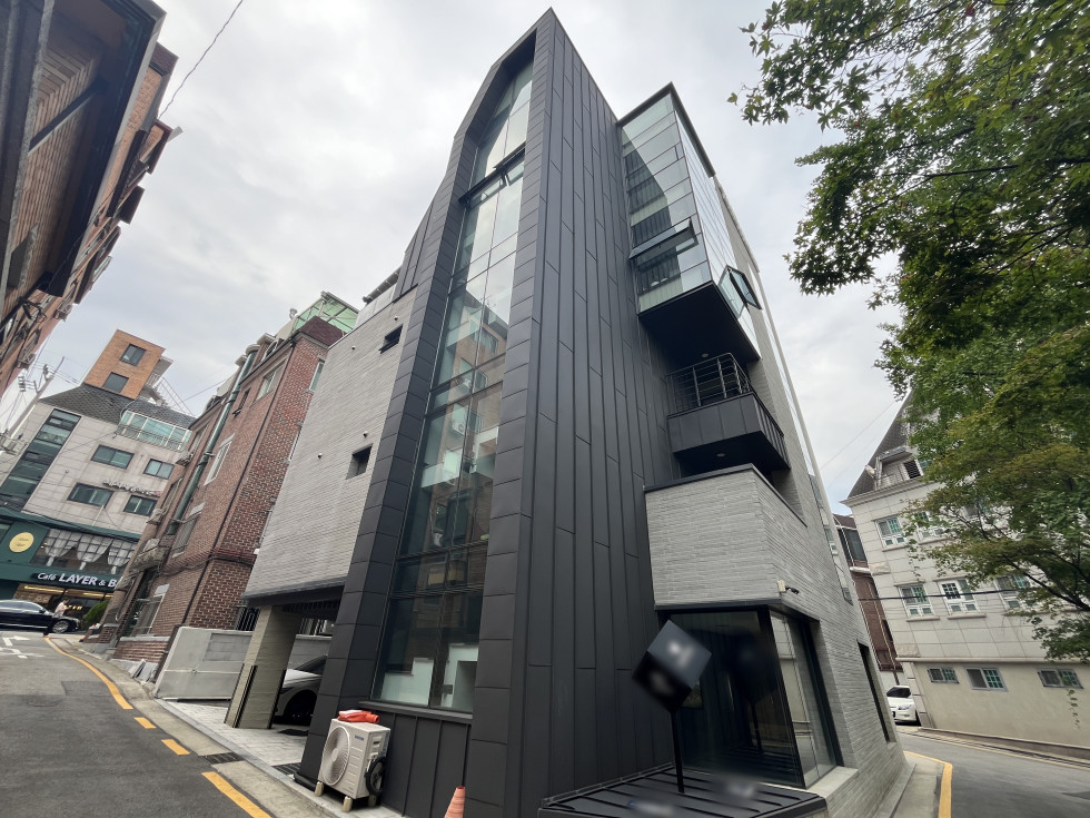 대치동 70평 사무실 | 월세 2,500만원 2
